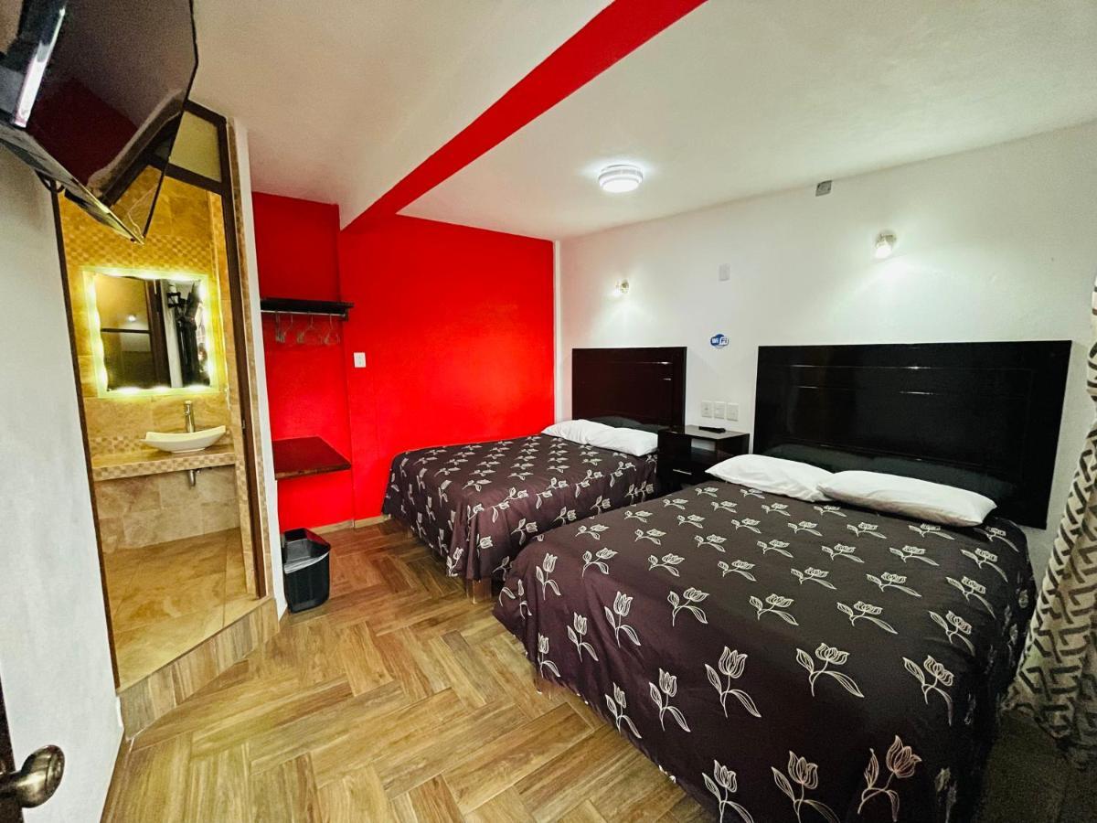 Hotel La Gran Manzana 2*
